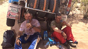 Piloto argentino Roberto Naivirt bebió su propia orina para sobrevivir al Dakar