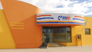 ¿Debe un estado reducirle la carga impositiva a un Casino porque este anuncia el cierre?