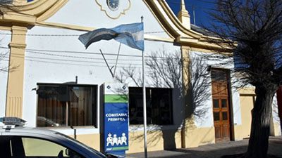 Etiquetas: Comisaría Primera, incendio, puerto madryn