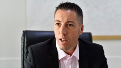 Renunció De La Vallina en Trelew