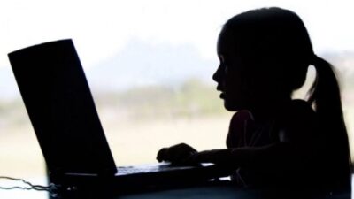 Ordenan allanamiento y restringen contacto de un docente con una alumna