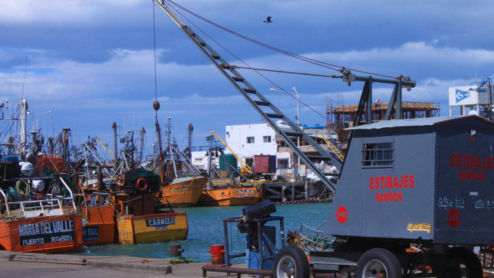 Massoni denunció una asociación ilícita vinculada con la pesca de Puerto Rawson