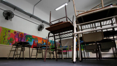 argentina, aula virtual, chicos pobres, cierre de las escuelas, educación, perjudicados, Universidad Católica Argentina