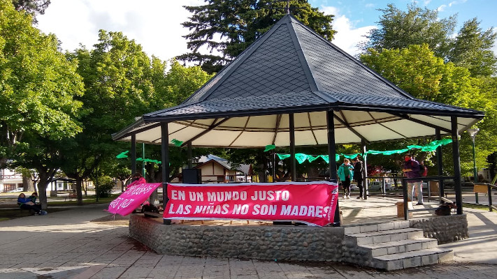 Militantes feministas de Chubut celebraron la ley de despenalización del aborto