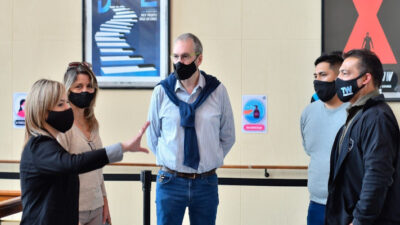 El sector cultural de Trelew celebró la reapertura de teatros y el cine