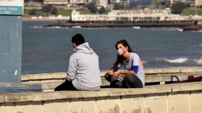 Reportaron 13.790 contagios, el valor más alto en 10 semanas