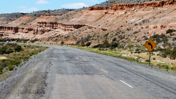 Invertirán 600 millones en reparar la Ruta 25 entre Las Plumas y Los ...