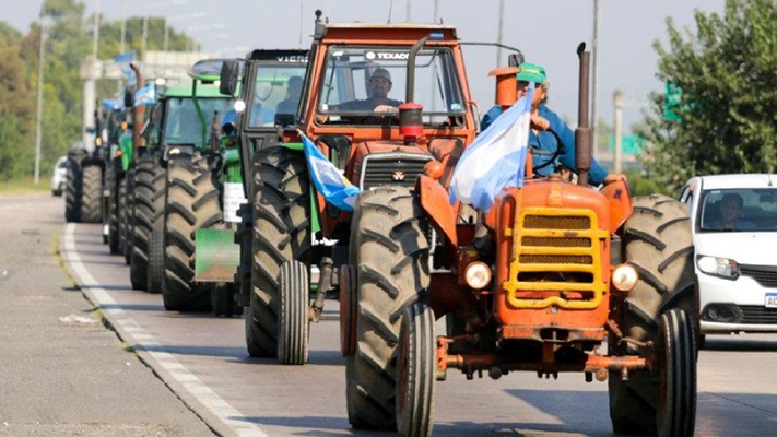 El campo anunció un paro de 72 horas y desató nuevo conflicto con el Gobierno