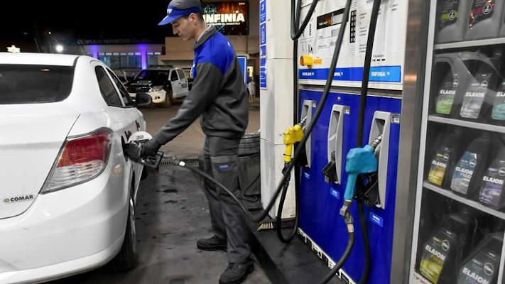 YPF incrementó el precio de los combustibles en un 3,5%