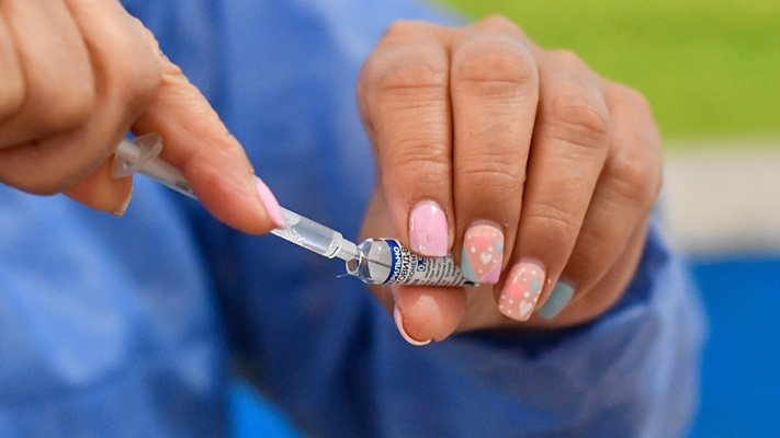 Salud convoca a inscribirse para vacunarse contra el Covid-19