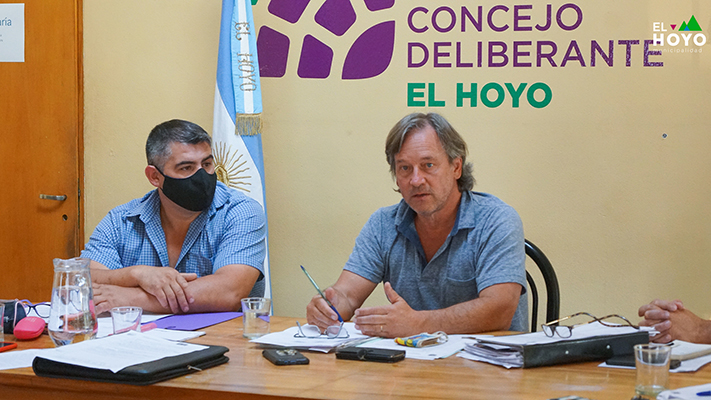 Huisman pidió a concejales aprobar la cooperativa de transporte