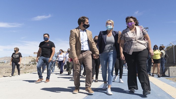 El intendente Luque inauguró el Paseo Costero de Kilómetro 5