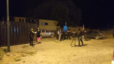 Etiquetas: coronavirus, covid-19, fiestas clandestinas, pandemia, seguridad trevelin