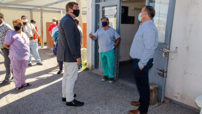 Etiquetas: adultos mayores, Casas Tuteladas, covid-19, Damián Biss, personal de Salud, Rawson, vacunación