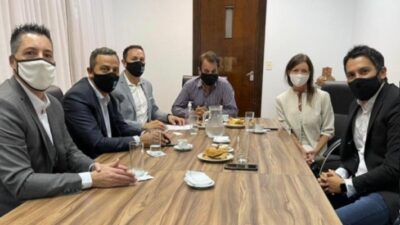 Administración Nacional de Aviación Civil, Adrián Maderna, Aeropuerto, FIDEICOMISO, Ministerio de Transporte de Nación, TRELEW, Vuelos Nocturnos