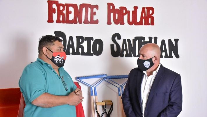 Sastre visitó las instalaciones del Frente Popular Darío Santillán