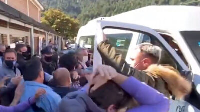 agresión a alberto fernández, fiscal diaz mayer, incendios chubut, Lago Puelo, No a la mina, policía chubut