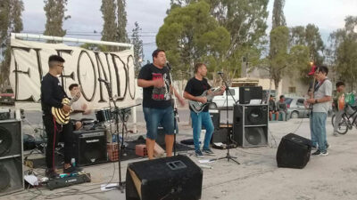 Etiquetas: Ballet Alma, Cultura, Músicales, puerto madryn, rock patagónico, Teatro del Muelle