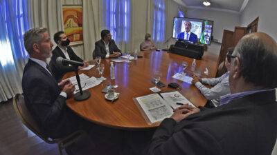 Brasil, chubut, DANIEL SCIOLI, Embajada, exportación de langostinos, exportaciones de Chubut, langostino, Mariano Arcioni