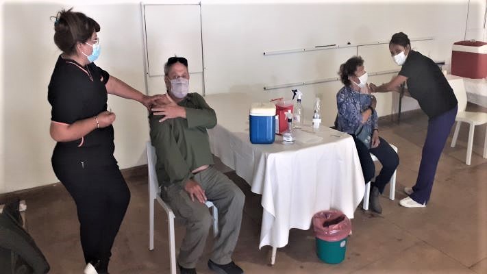 Comenzó la vacunación en Telsen, Gan Gan y Puerto Pirámides