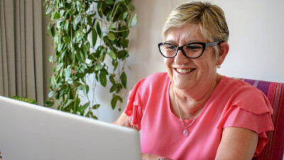 Nancy quiere, pero no le alcanza