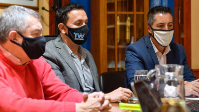 Maderna acordó la llegada de medidores de oxígeno para escuelas de Trelew