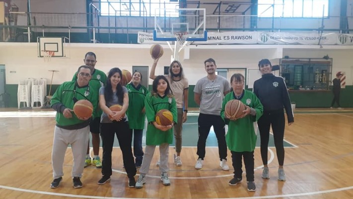 Germinal entrenó con deportistas de diversidad funcional