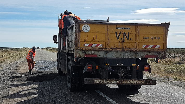 Reparan tramo de la Ruta 40 en el sur de Chubut