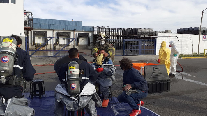 Madryn: Cinco trabajadores de una pesquera hospitalizados tras fuga de amoníaco