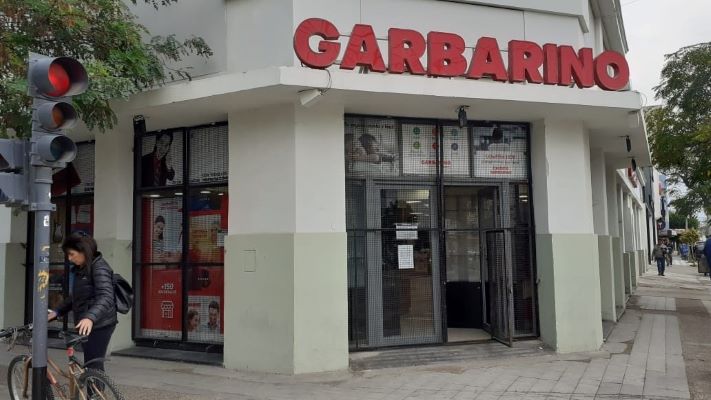 Inminente cierre de Garbarino