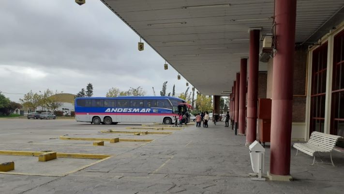 Madryn: La Terminal de Ómnibus perdió 50% de ingreso de vehículos interanual