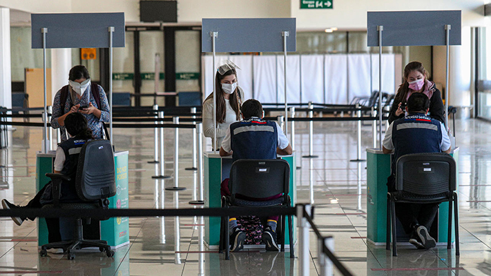 Desde este lunes, Chile cerró completamente sus fronteras