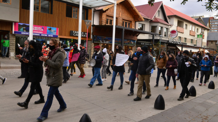 Bariloche: comerciantes protestaron contra el nuevo confinamiento