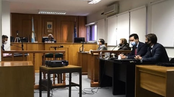 Imputada por venta irregular de terrenos de Seros pide hacer una donación para no ir a juicio