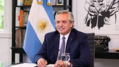 Alberto Fernández, Astrazeneca, Día de la Patria, revolución de mayo, vacunas