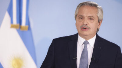 Ordenan un confinamiento estricto en casi todo el país hasta el 30 de mayo