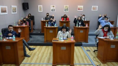 Etiquetas: Concejo Deliberante, fiestas clandestinas, Madryn