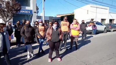 Etiquetas: acuerdo, chubut, hospitales, paro, Salud del Chubut, Secretaría de Trabajo, Sindicato de Salud Pública