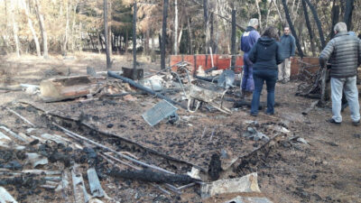 Comarca Andina: Privados colaboran con vecinos damnificados por los incendios