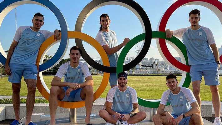 Las delegaciones argentinas ingresan a la Villa Olímpica