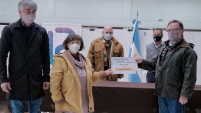 Etiquetas: incendios, Lago Puelo, microcréditos, TRELEW