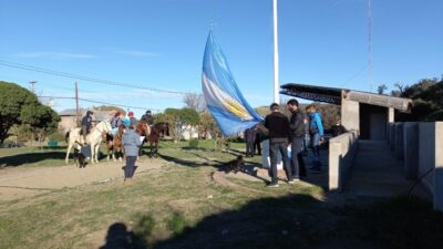 conmemoración, día de la independencia, Fabián Gandón, puerto pirámides