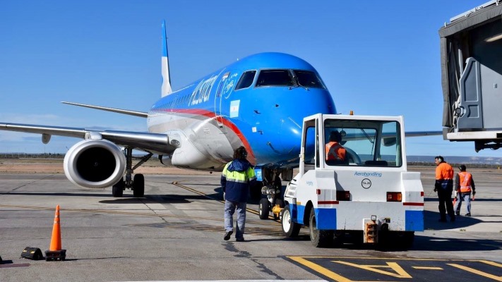 Duro reclamo del sector turístico sobre la operatoria del aeropuerto de Trelew