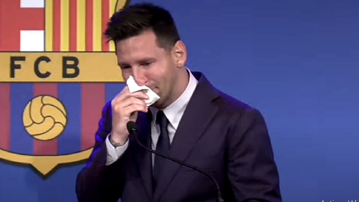 Messi emocionado hasta las lágrimas