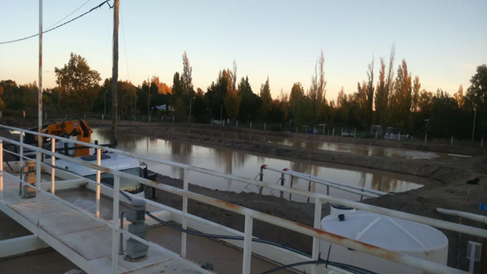 Se normalizó la distribución de agua potable en Rawson