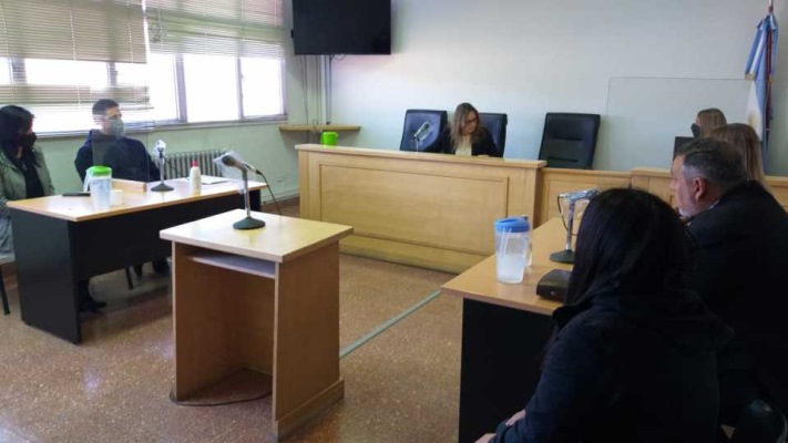 Esquel: condenaron a exfuncionaria por cobrar coimas para entregar licencias de conducir