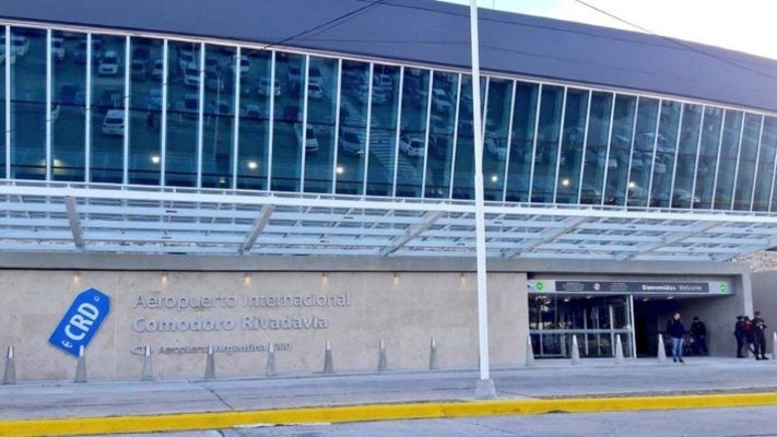 Aeropuerto de Comodoro Rivadavia permanece cerrado