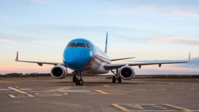 Aerolíneas incrementará de cuatro a seis los vuelos semanales a Madryn