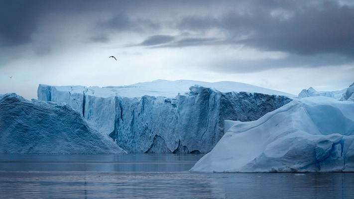 Descubren un agujero de 3.000 kilómetros en el hielo ártico