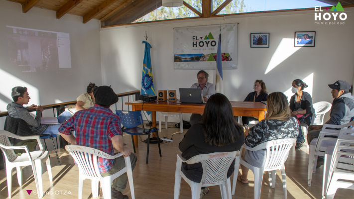 Nación financiará viviendas en El Hoyo para pueblos originarios